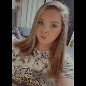 Meet your Posher, Marcheta